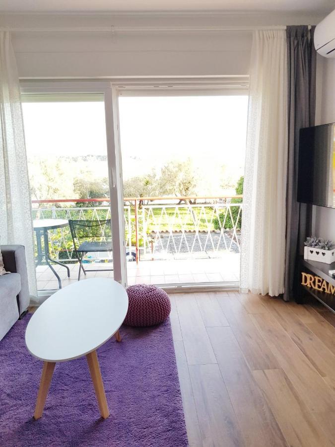 Apartman Luka Novigrad Istria Exterior foto