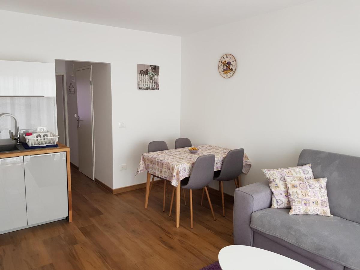 Apartman Luka Novigrad Istria Exterior foto